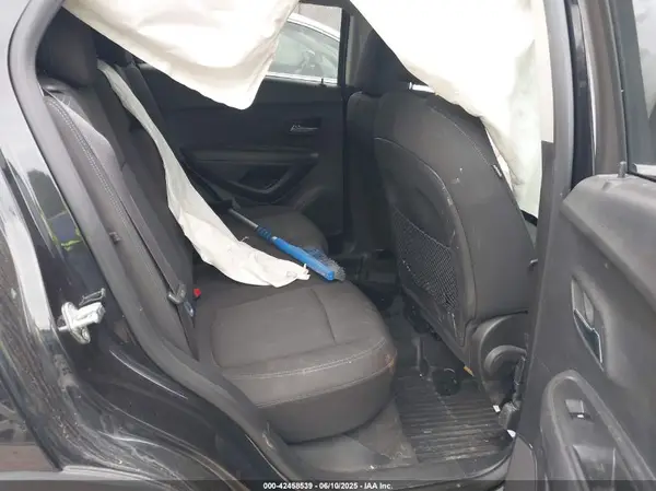 KL7CJPSB4GB549262 2016 CHEVROLET TRAX - Image 8