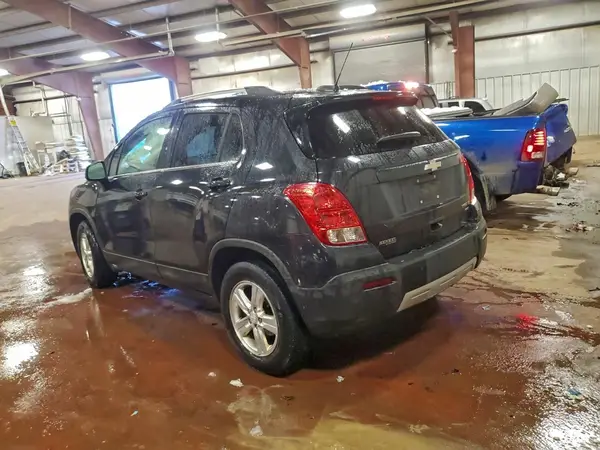 KL7CJPSB4GB551335 2016 CHEVROLET TRAX - Image 2