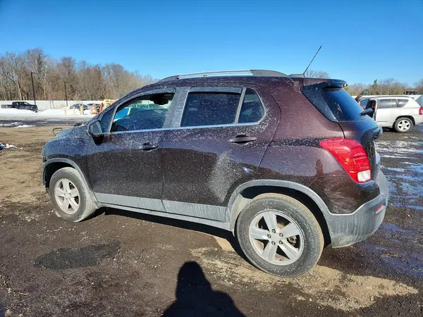 KL7CJPSB4GB570418 2016 CHEVROLET TRAX - Image 2