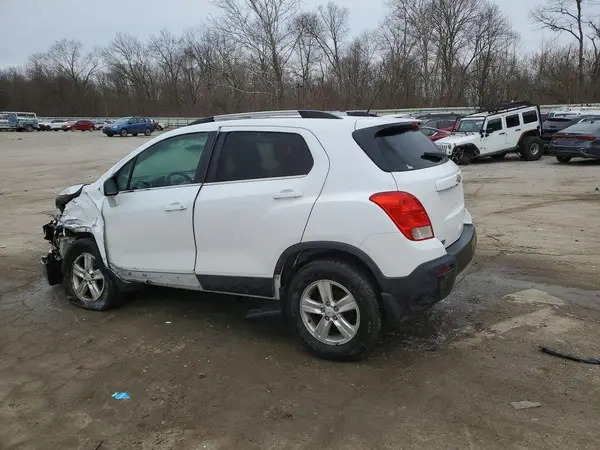 KL7CJPSB4GB650835 2016 CHEVROLET TRAX - Image 2