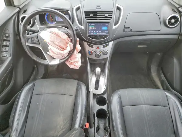 KL7CJPSB4GB650835 2016 CHEVROLET TRAX - Image 8
