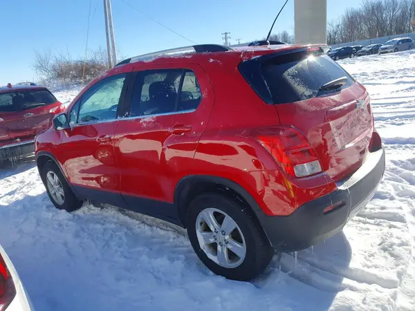 KL7CJPSB4GB756010 2016 CHEVROLET TRAX - Image 2