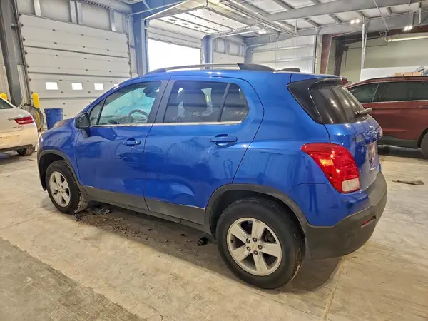 KL7CJPSB4GB760610 2016 CHEVROLET TRAX - Image 2
