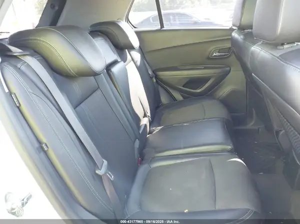 KL7CJPSB4GB760879 2016 CHEVROLET TRAX - Image 8