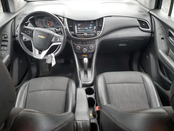 KL7CJPSB4HB059437 2017 CHEVROLET TRAX - Image 8