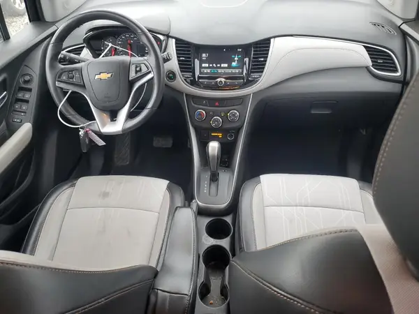 KL7CJPSB4HB156556 2017 CHEVROLET TRAX - Image 8