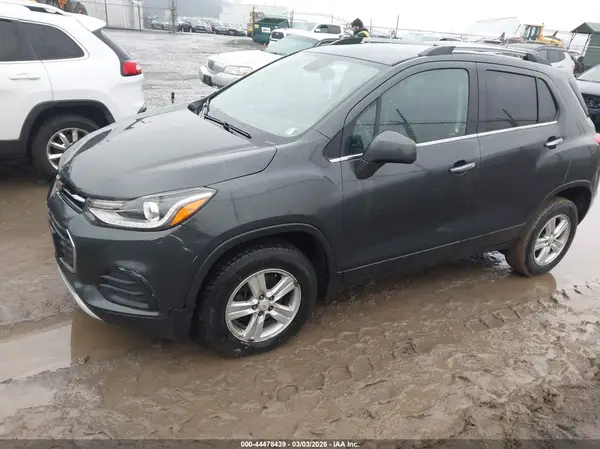 KL7CJPSB4HB158680 2017 CHEVROLET TRAX - Image 2