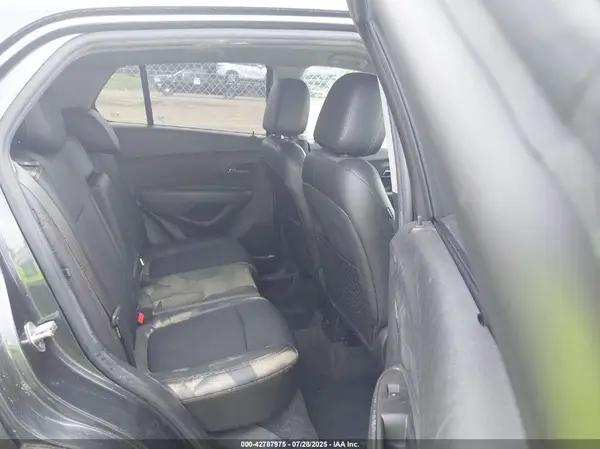 KL7CJPSB4HB171851 2017 CHEVROLET TRAX - Image 8
