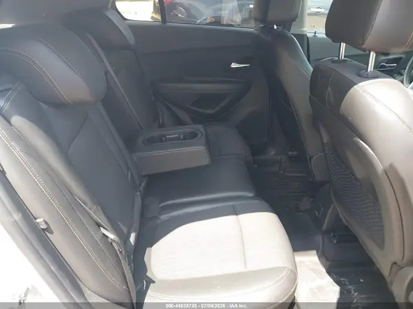 KL7CJPSB4JB610665 2018 CHEVROLET TRAX - Image 8
