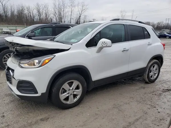 KL7CJPSB4JB611945 2018 CHEVROLET TRAX - Image 1