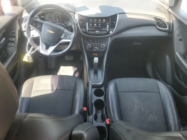 KL7CJPSB4JB653645 2018 CHEVROLET TRAX - Image 8