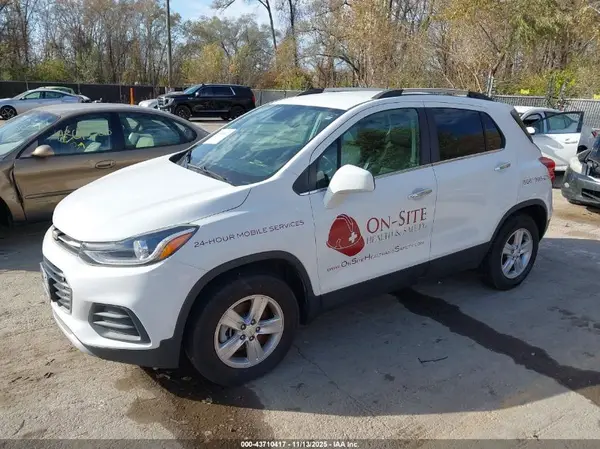 KL7CJPSB4KB758042 2019 CHEVROLET TRAX - Image 2