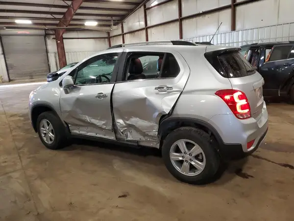 KL7CJPSB4KB862479 2019 CHEVROLET TRAX - Image 2