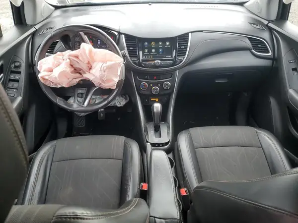 KL7CJPSB4KB863129 2019 CHEVROLET TRAX - Image 8