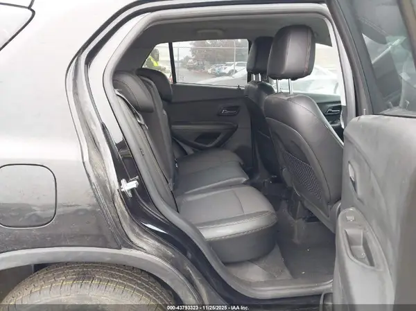 KL7CJPSB4KB873174 2019 CHEVROLET TRAX - Image 8