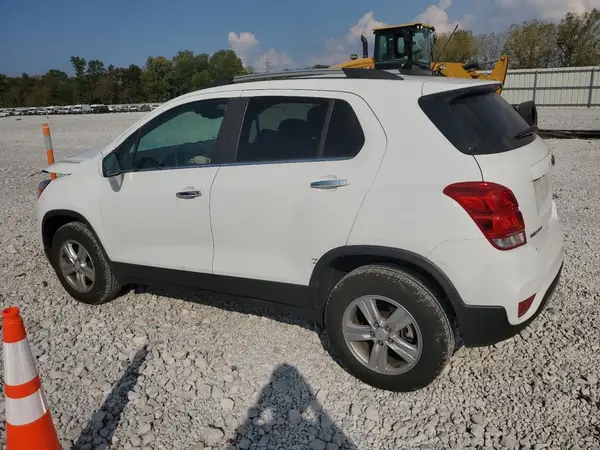 KL7CJPSB4KB880478 2019 CHEVROLET TRAX - Image 2