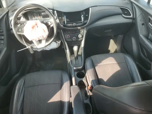 KL7CJPSB4KB880478 2019 CHEVROLET TRAX - Image 8