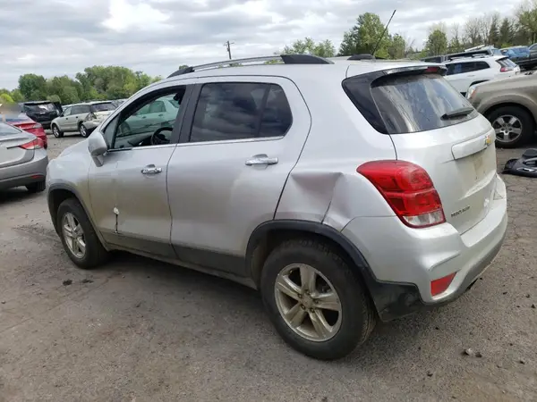 KL7CJPSB4KB892193 2019 CHEVROLET TRAX - Image 2