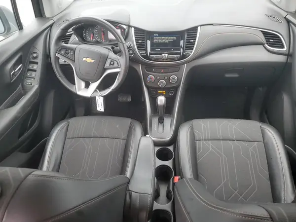 KL7CJPSB4KB923099 2019 CHEVROLET TRAX - Image 8