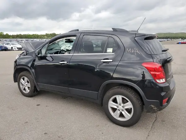 KL7CJPSB4KB925886 2019 CHEVROLET TRAX - Image 2