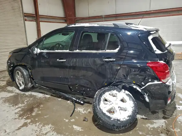 KL7CJPSB4KB927833 2019 CHEVROLET TRAX - Image 2
