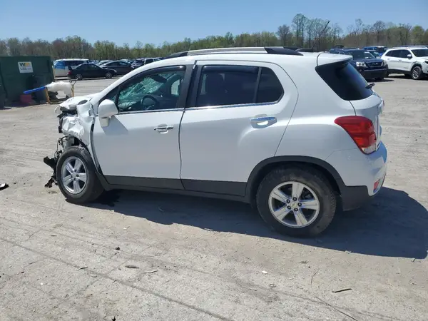 KL7CJPSB4KB948729 2019 CHEVROLET TRAX - Image 2