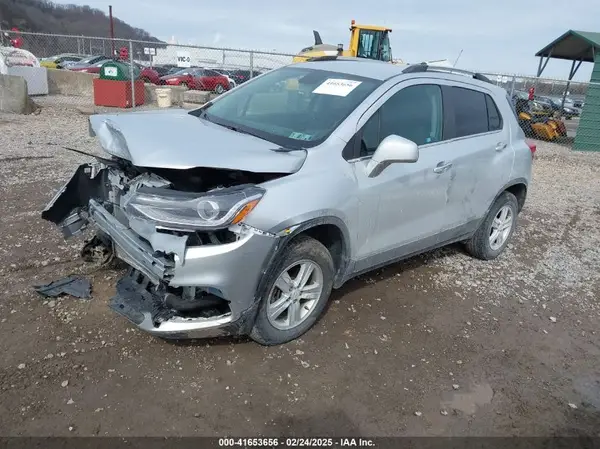 KL7CJPSB4KB952473 2019 CHEVROLET TRAX - Image 2