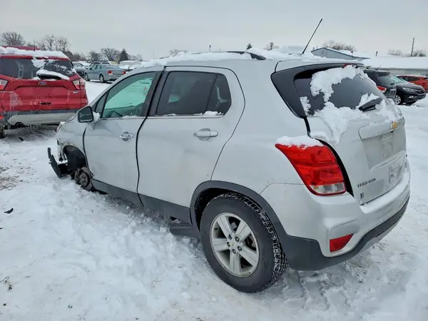KL7CJPSB4KB953946 2019 CHEVROLET TRAX - Image 2