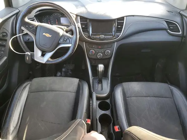 KL7CJPSB4KB956913 2019 CHEVROLET TRAX - Image 8