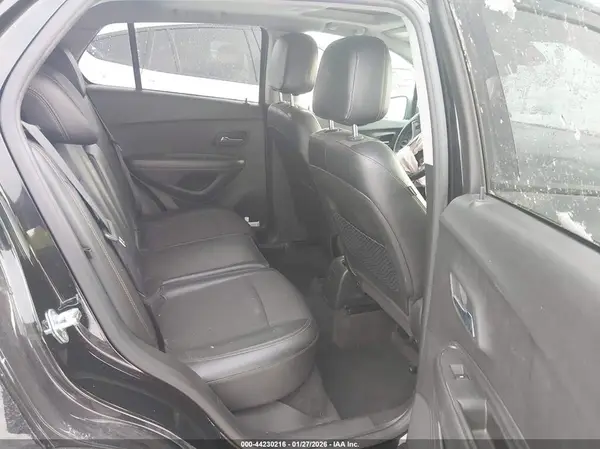 KL7CJPSB4LB002728 2020 CHEVROLET TRAX - Image 8