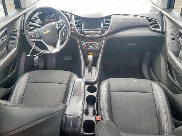 KL7CJPSB4LB008383 2020 CHEVROLET TRAX - Image 8