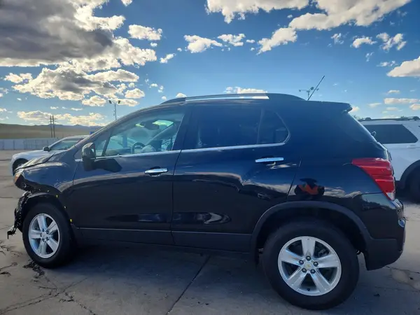 KL7CJPSB4LB091488 2020 CHEVROLET TRAX - Image 2