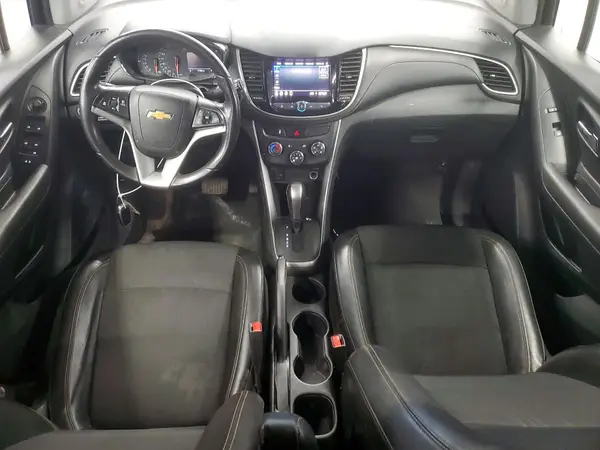 KL7CJPSB4LB320283 2020 CHEVROLET TRAX - Image 8