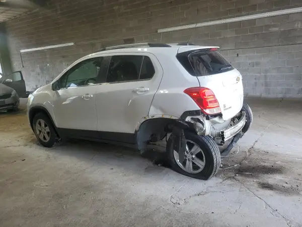 KL7CJPSB4LB323720 2020 CHEVROLET TRAX - Image 2