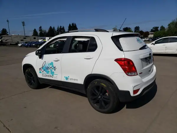 KL7CJPSB4LB330232 2020 CHEVROLET TRAX - Image 2