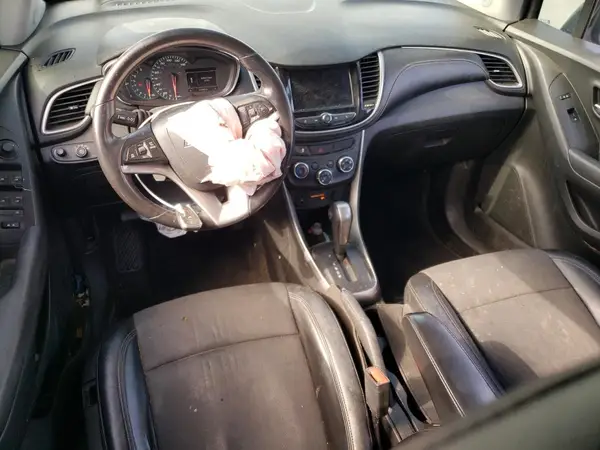 KL7CJPSB4LB330232 2020 CHEVROLET TRAX - Image 8