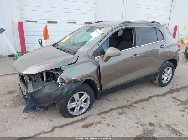 KL7CJPSB4LB343241 2020 CHEVROLET TRAX - Image 2