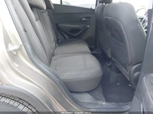 KL7CJPSB4LB343241 2020 CHEVROLET TRAX - Image 8