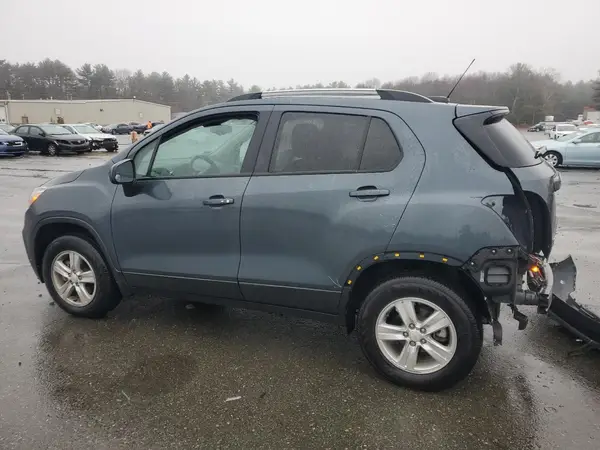 KL7CJPSB4MB306921 2021 CHEVROLET TRAX - Image 2