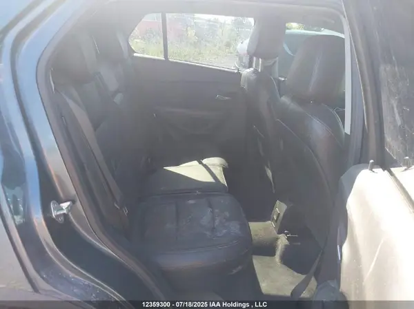 KL7CJPSB4MB319040 2021 CHEVROLET TRAX - Image 8