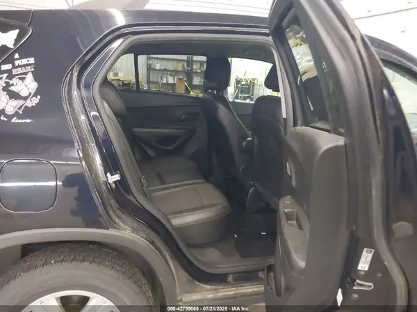 KL7CJPSB4MB322908 2021 CHEVROLET TRAX - Image 8