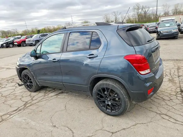 KL7CJPSB4MB338798 2021 CHEVROLET TRAX - Image 2
