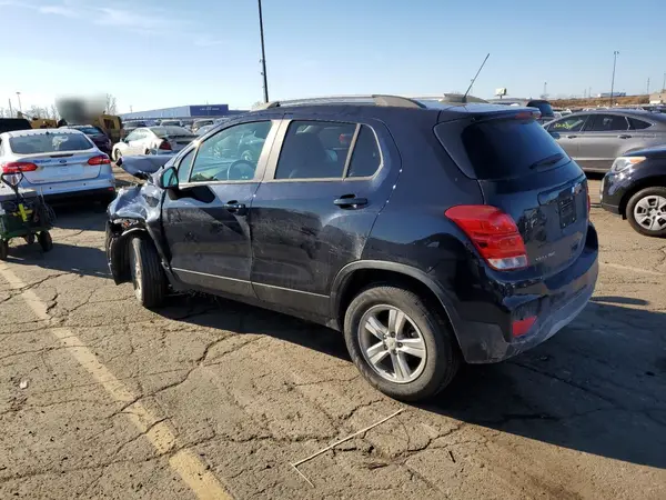 KL7CJPSB4MB339126 2021 CHEVROLET TRAX - Image 2