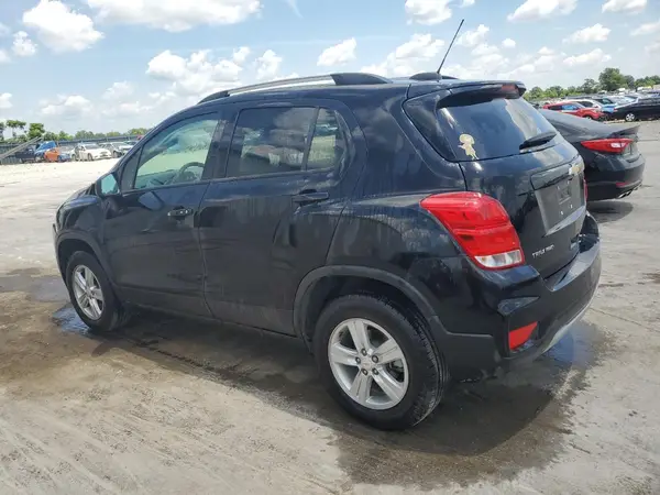KL7CJPSB4MB343581 2021 CHEVROLET TRAX - Image 2