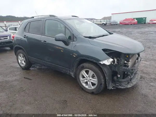 KL7CJPSB4MB346304 2021 CHEVROLET TRAX - Image 1