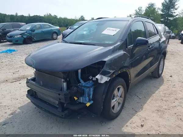 KL7CJPSB4MB352944 2021 CHEVROLET TRAX - Image 2