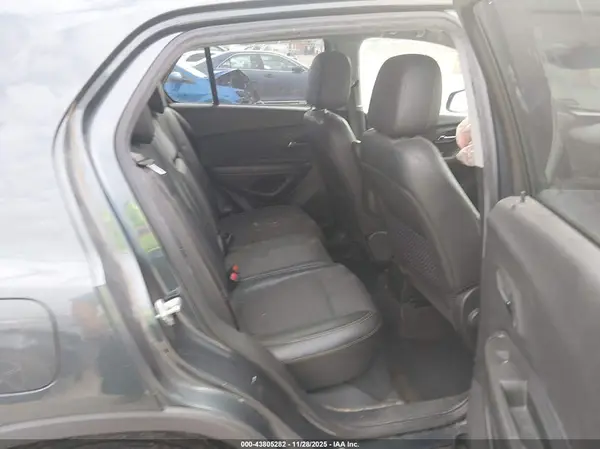 KL7CJPSB4MB355164 2021 CHEVROLET TRAX - Image 8