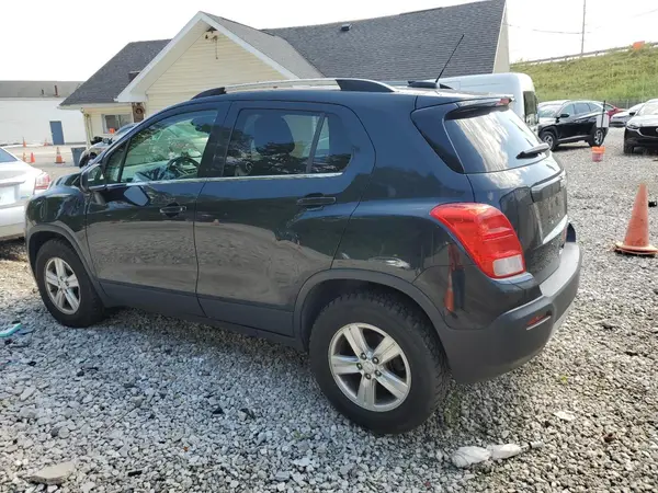 KL7CJPSB5GB616855 2016 CHEVROLET TRAX - Image 2