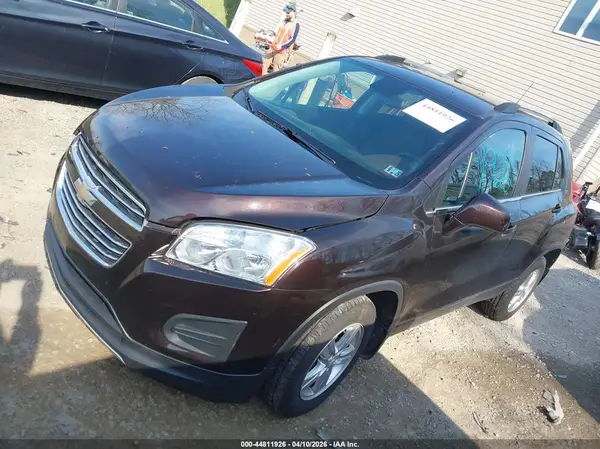 KL7CJPSB5GB616984 2016 CHEVROLET TRAX - Image 2