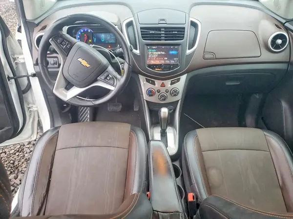 KL7CJPSB5GB663738 2016 CHEVROLET TRAX - Image 8